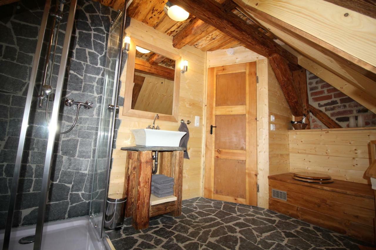 Ferienhaus Anno Dazumal, Wie Zu Opa'S Zeiten Klingenthal Eksteriør billede