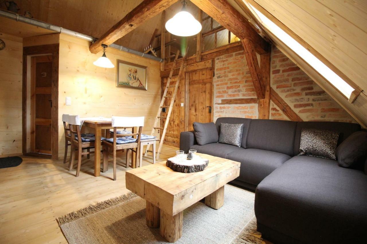 Ferienhaus Anno Dazumal, Wie Zu Opa'S Zeiten Klingenthal Eksteriør billede