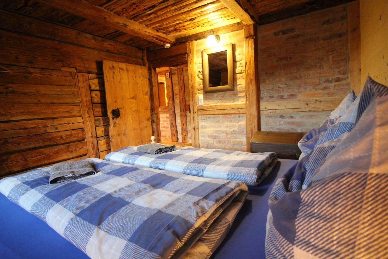 Ferienhaus Anno Dazumal, Wie Zu Opa'S Zeiten Klingenthal Eksteriør billede